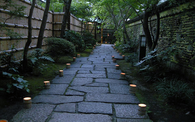 博多の“楽水園”(日本庭園)の無料開放＆夜間開園